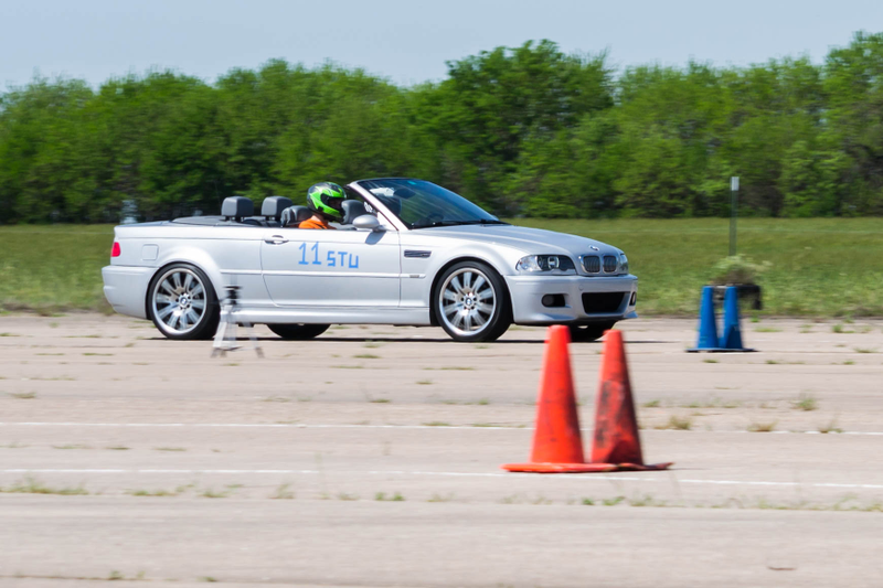 Illustration for article titled Huge Juicy Autocross Photodump